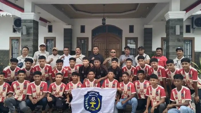 tenda77slot Bupati Abdya Safaruddin Lepas Tim Sepak Bola U-17 ke Piala Soeratin Bireuen